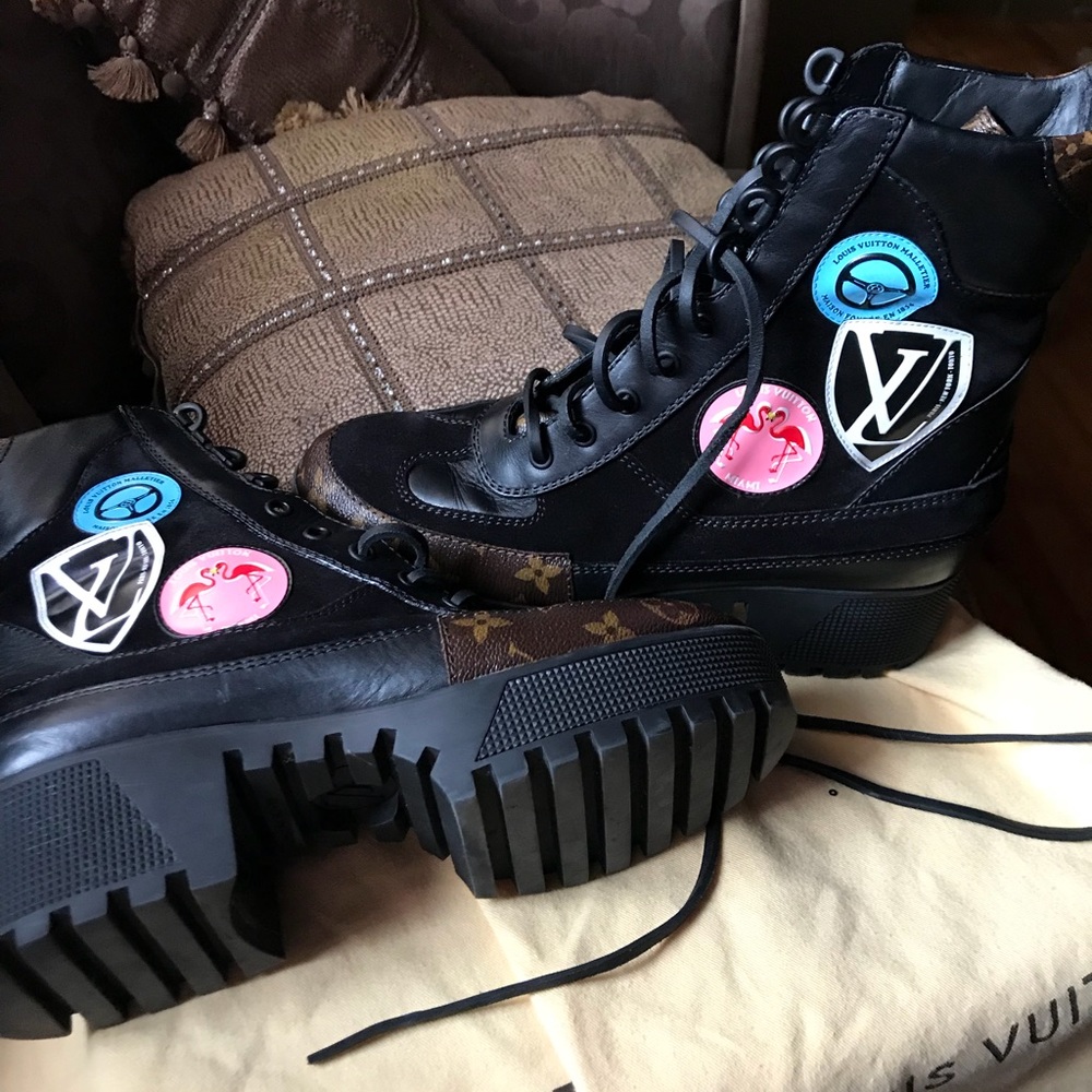 Sold💸Louis vuttion checkpoint boot